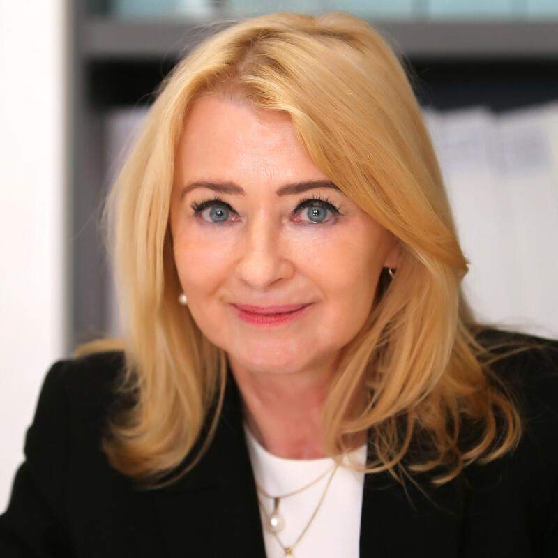 Prorector - Management Universitar şi Relaţia cu Mediul Socio-Economie
